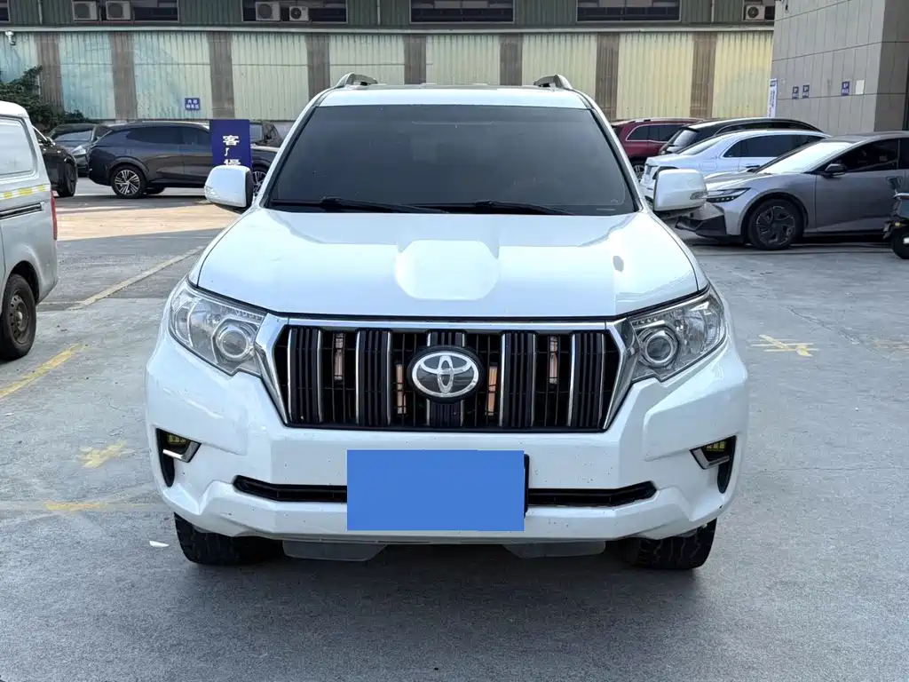 Toyota Prado — миниатюра 3
