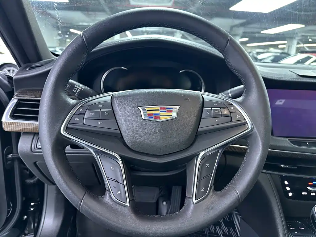 Cadillac CT6 — миниатюра 8