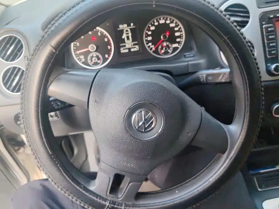 Volkswagen Tiguan — миниатюра 15