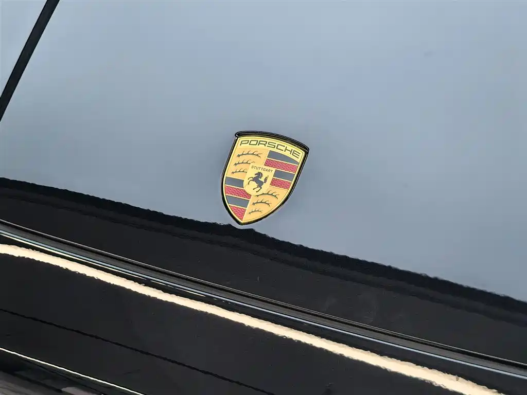 Porsche Cayenne — миниатюра 35