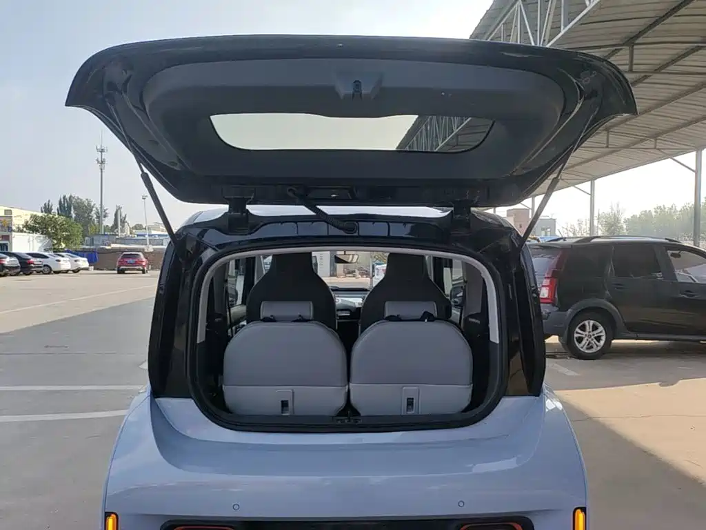 Baojun KiWi EV — миниатюра 19