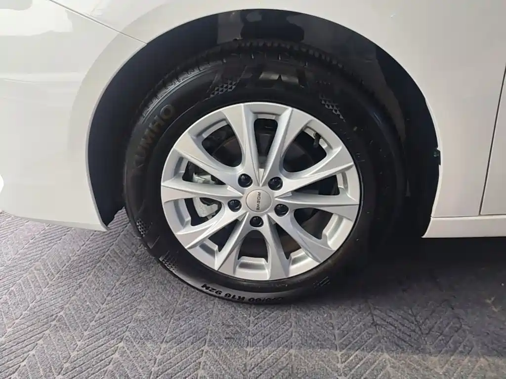 Roewe i5 — миниатюра 23