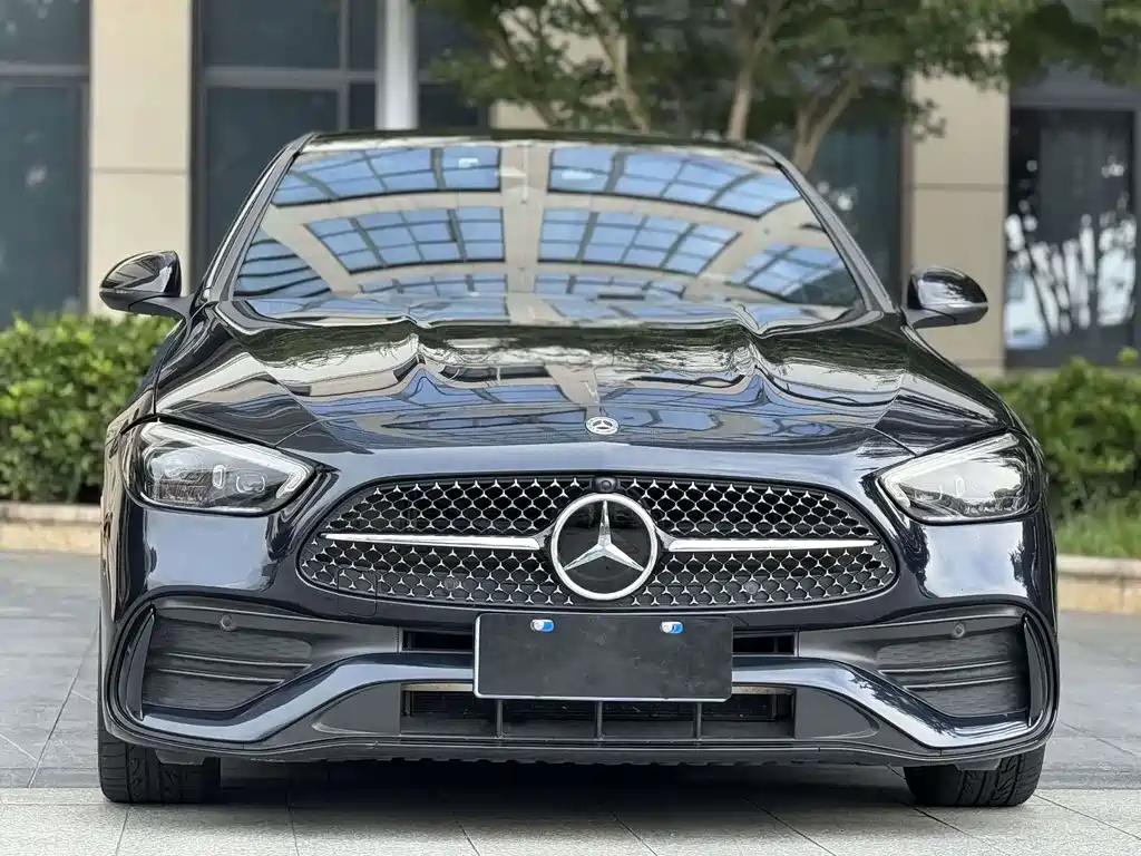 Mercedes-Benz C-Class — миниатюра 2