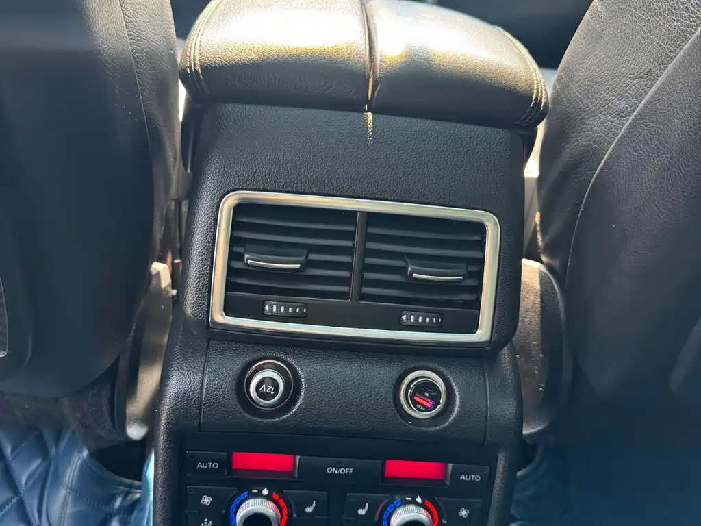 Audi Q7 — миниатюра 9