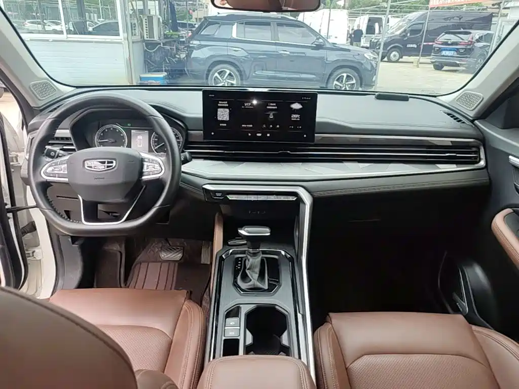 Geely Vision X6 — миниатюра 10
