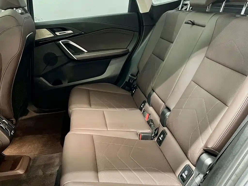 BMW X1 — миниатюра 10
