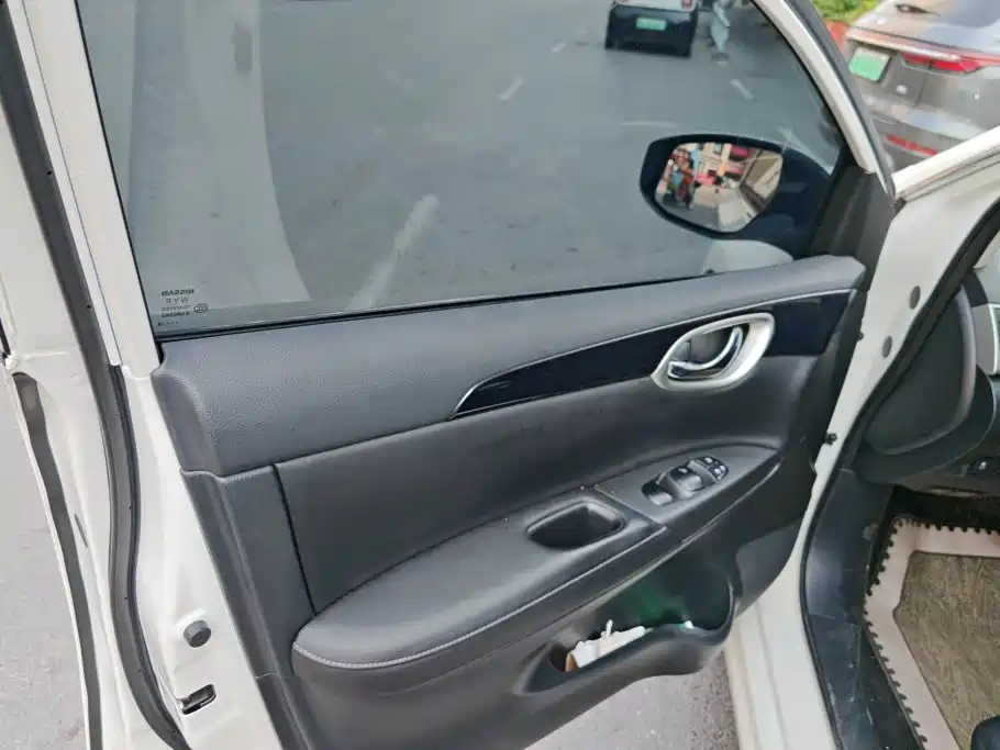 Nissan Sylphy — миниатюра 7
