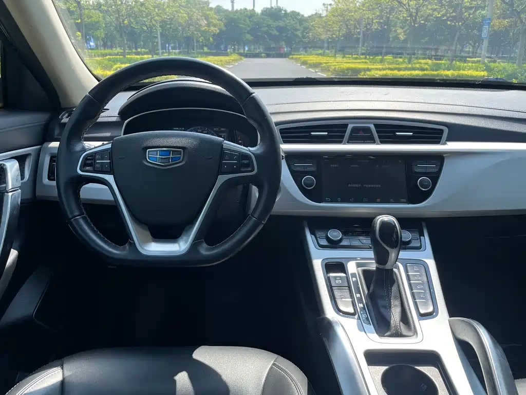 Geely Boyue — миниатюра 16