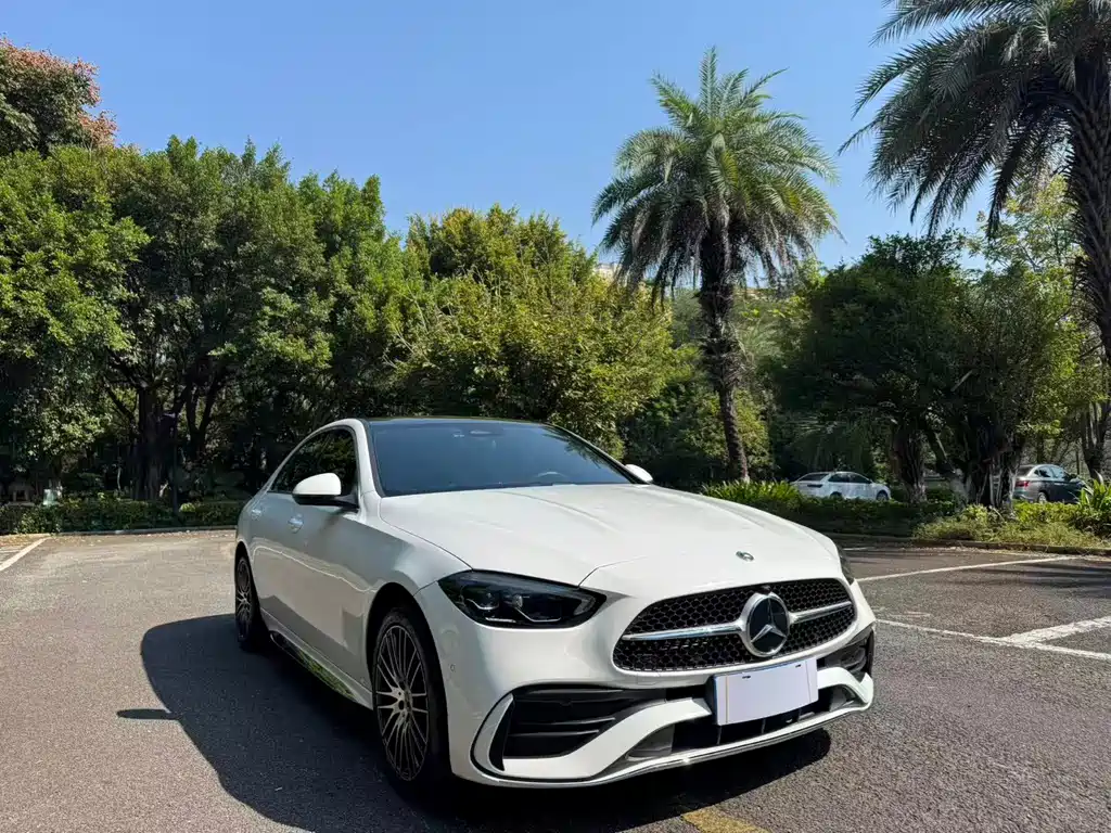 Mercedes-Benz C-Class — миниатюра 3