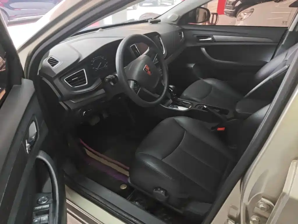 Roewe 360 — миниатюра 16