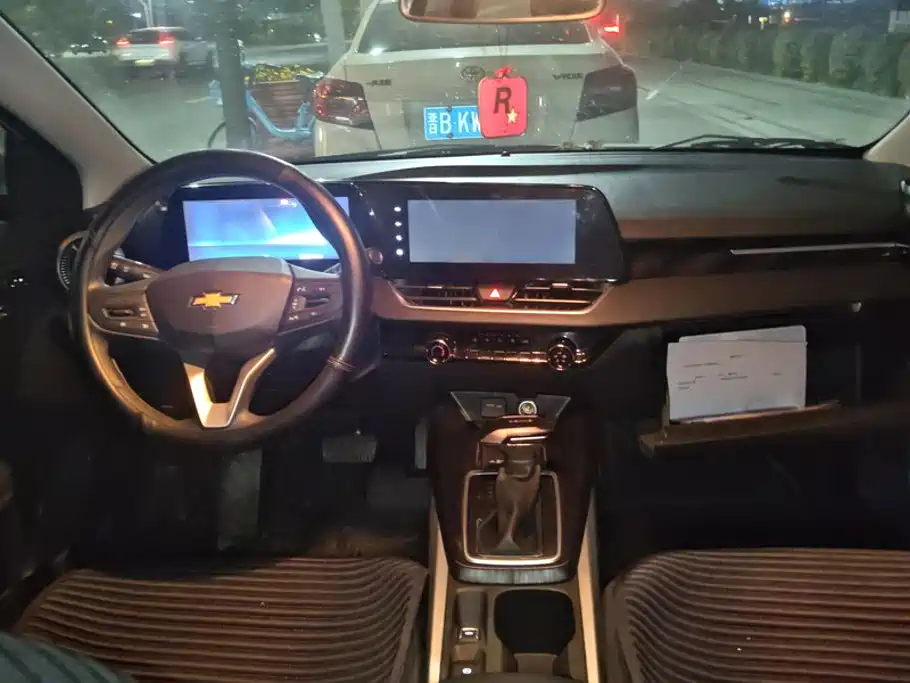 Chevrolet Monza — миниатюра 12