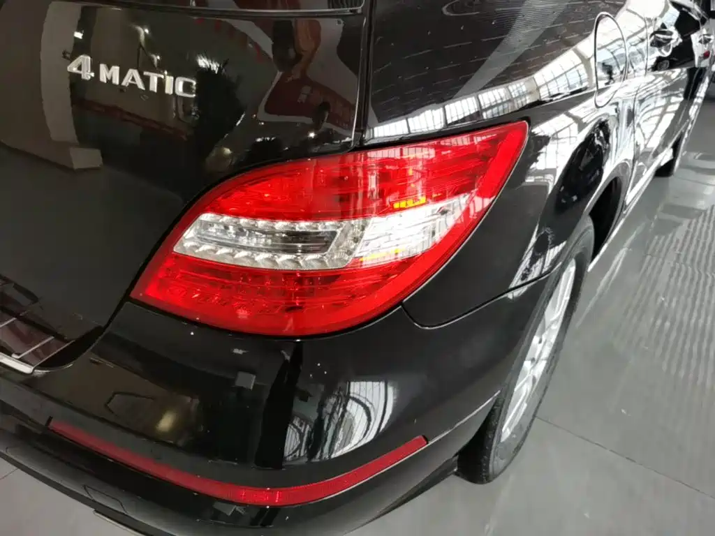 Mercedes-Benz R-Class — миниатюра 24