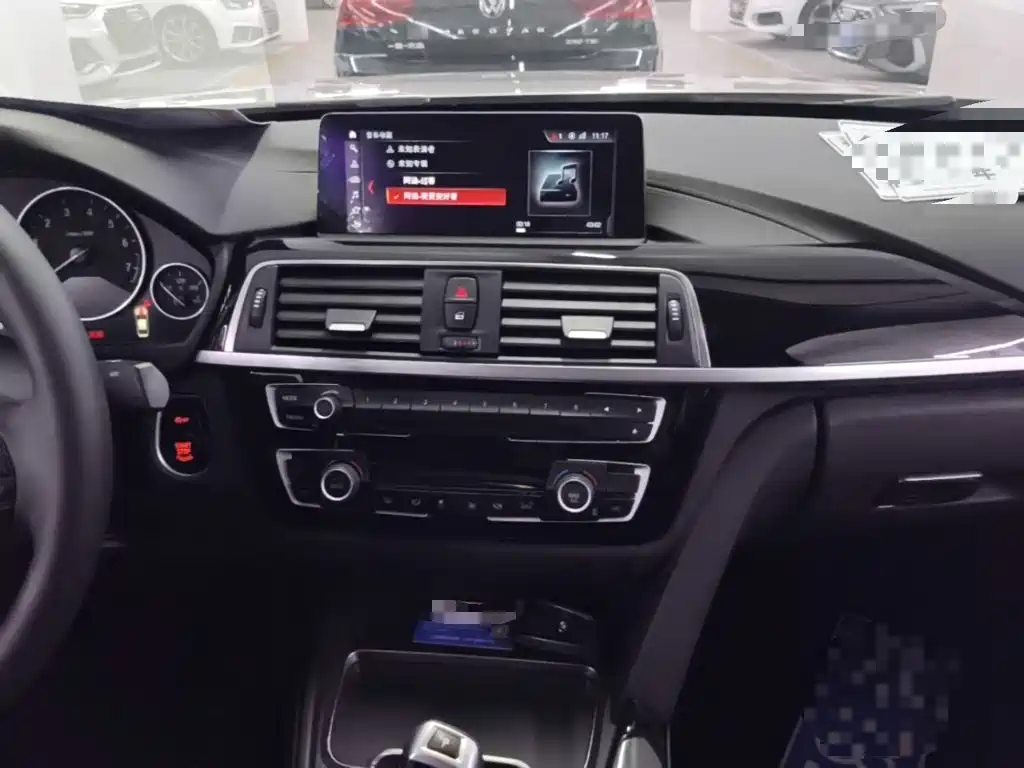BMW 3 Series — миниатюра 13