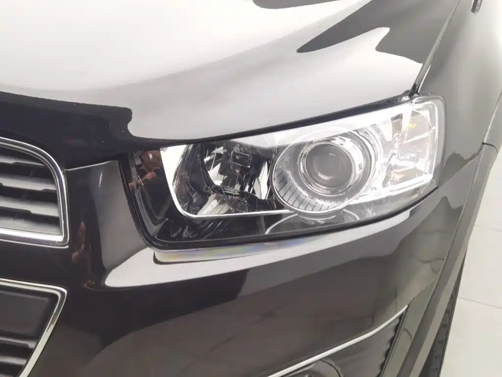 Chevrolet Captiva — миниатюра 7