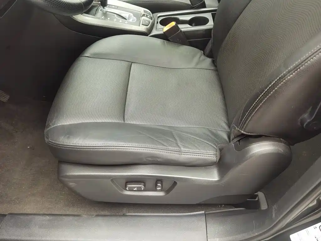 Chevrolet Captiva — миниатюра 20