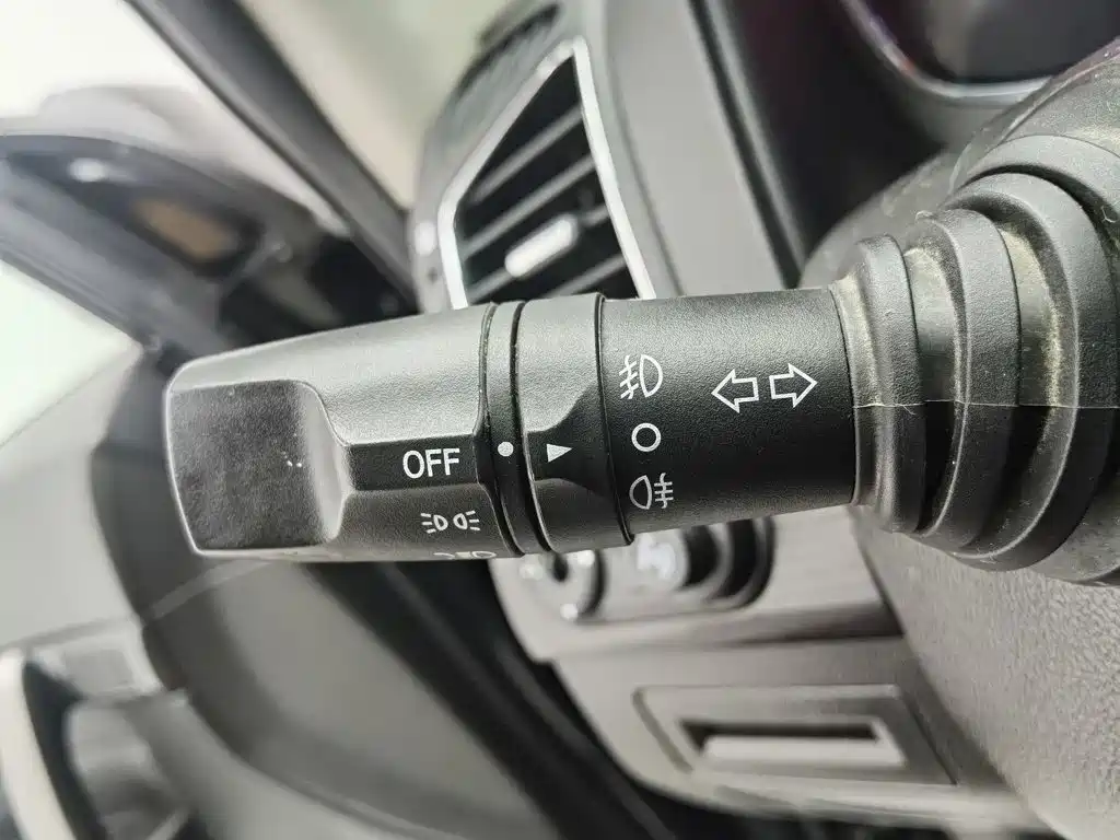 Chevrolet Captiva — миниатюра 21