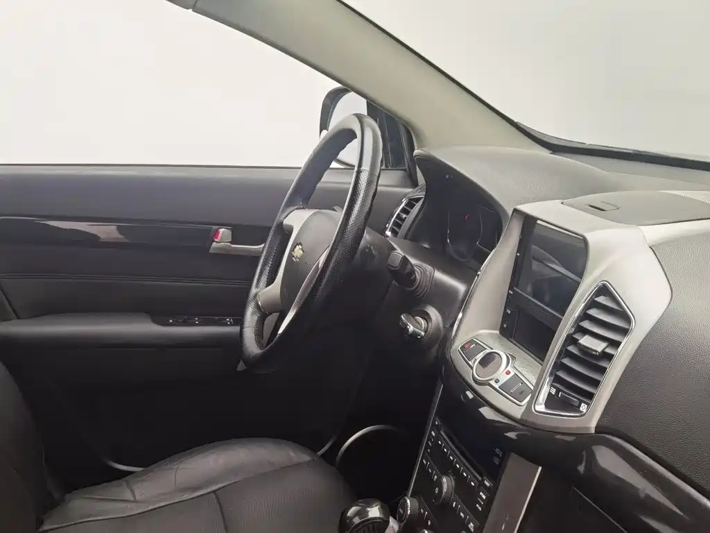 Chevrolet Captiva — миниатюра 22
