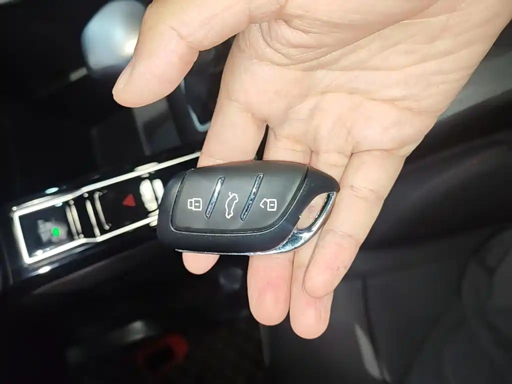 Roewe i5 — миниатюра 9
