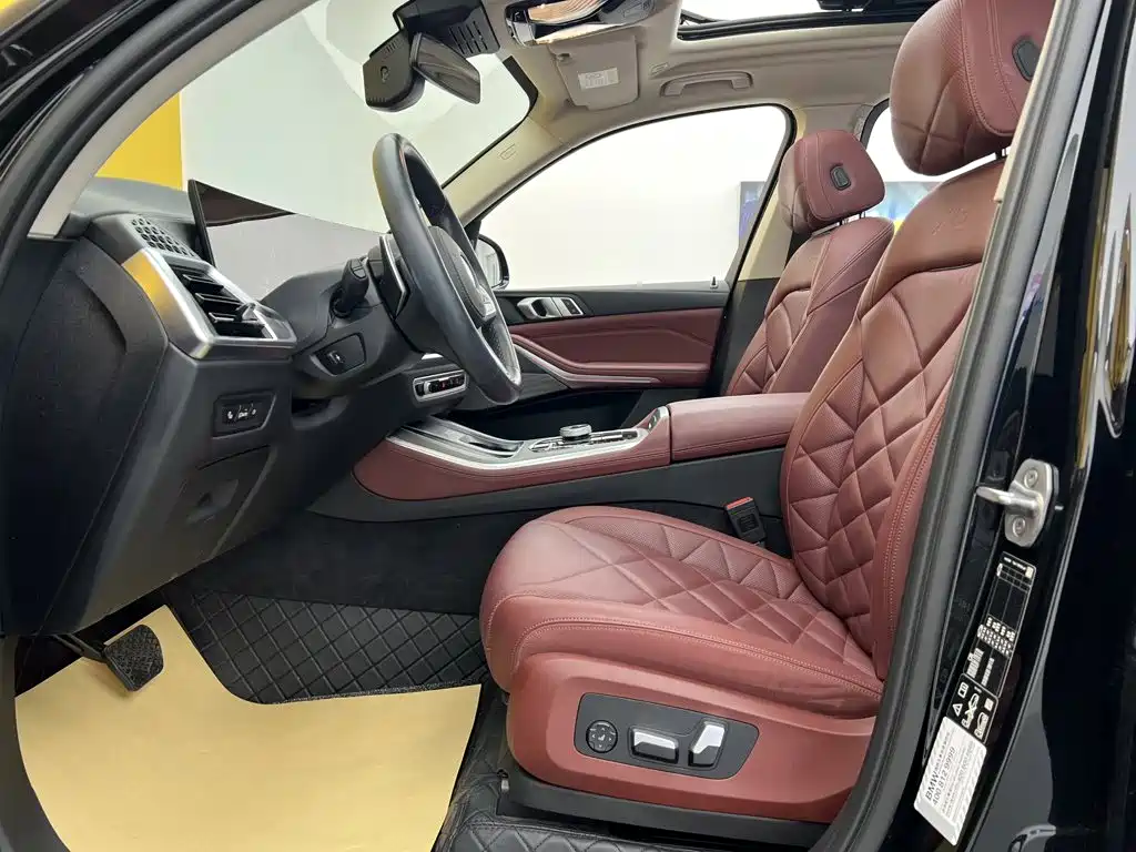 BMW X5 — миниатюра 21