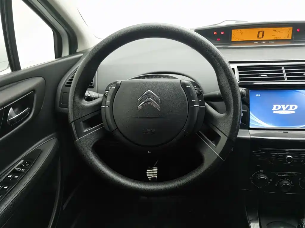Citroen C-Quatre — миниатюра 11