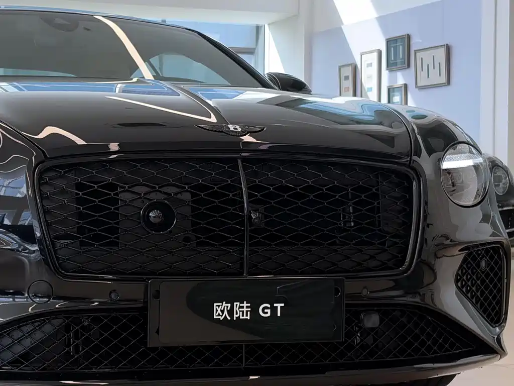 Bentley Continental PHEV 2026 GT