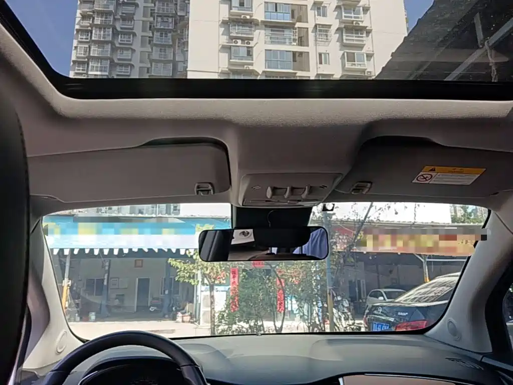 Chevrolet Trax — миниатюра 18