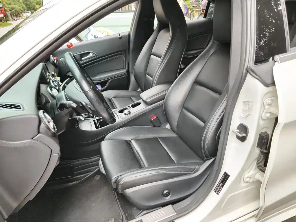 Mercedes-Benz CLA (Import) — миниатюра 8