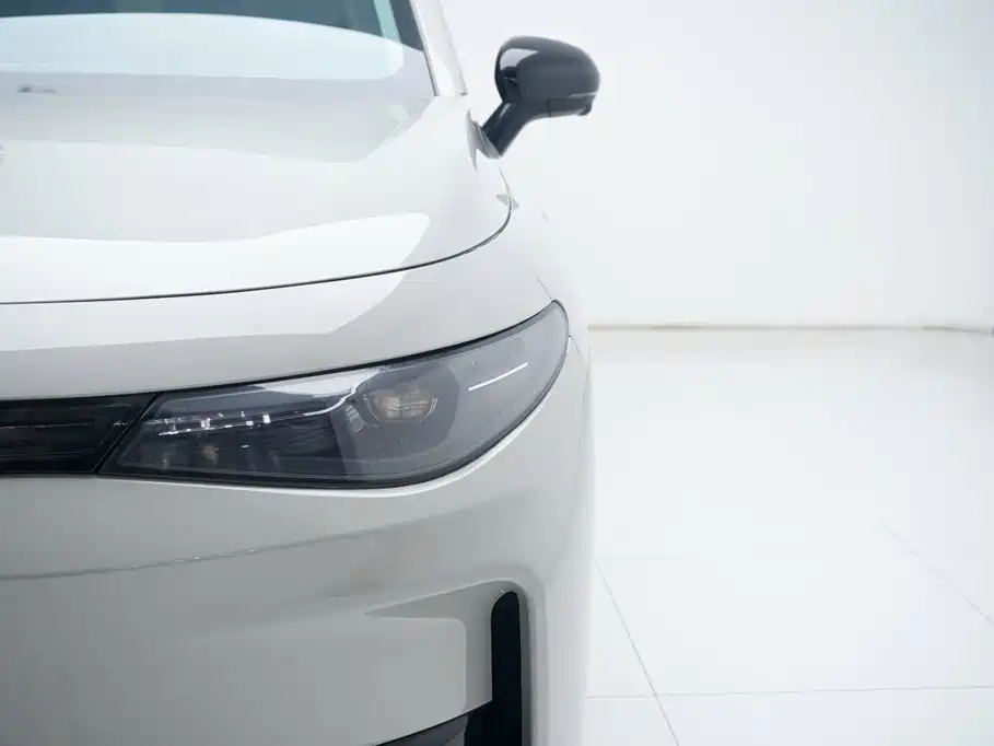 Leapmotor Leapmotor C10 — миниатюра 12