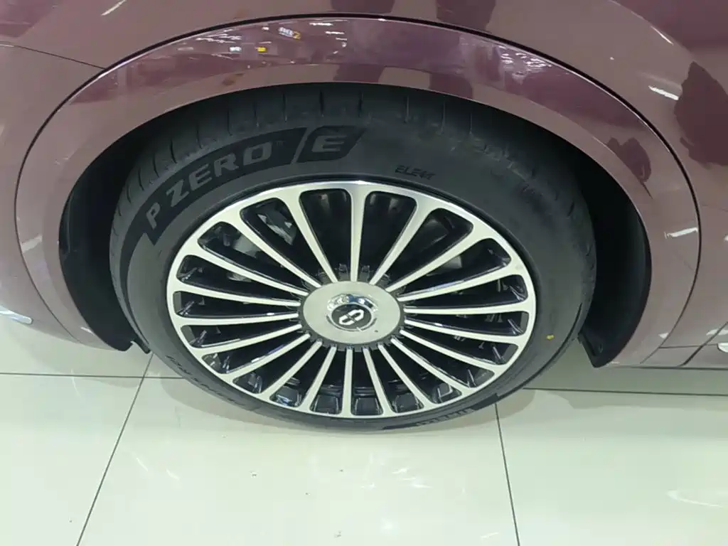 AITO AITO M8 — миниатюра 23