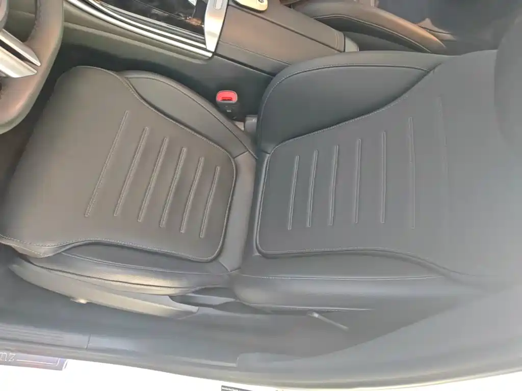 Mercedes-Benz C-Class — миниатюра 15