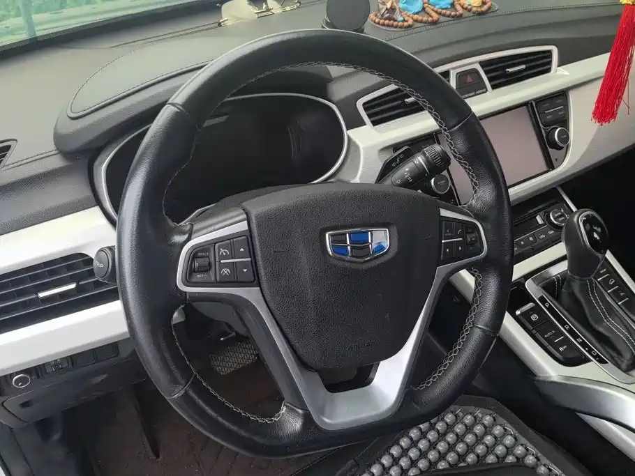 Geely Boyue — миниатюра 15