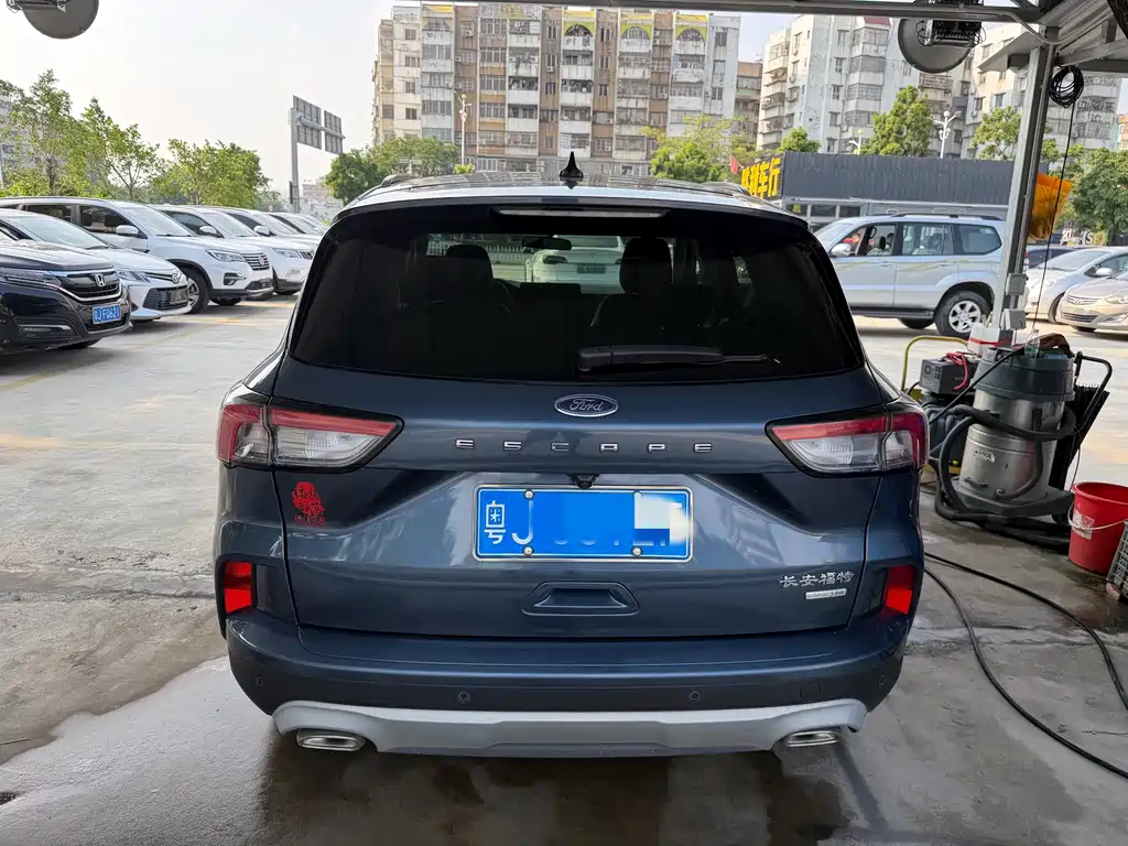Ford Escape — миниатюра 3