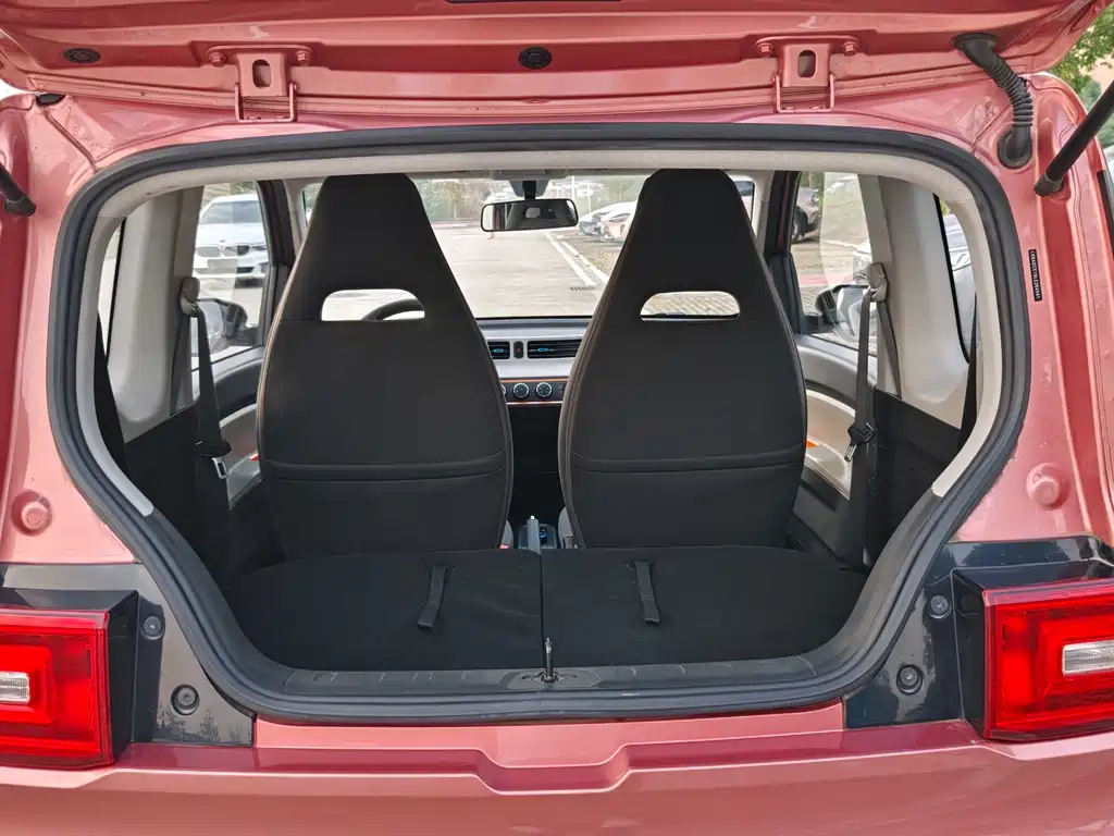 Wuling MINIEV — миниатюра 12