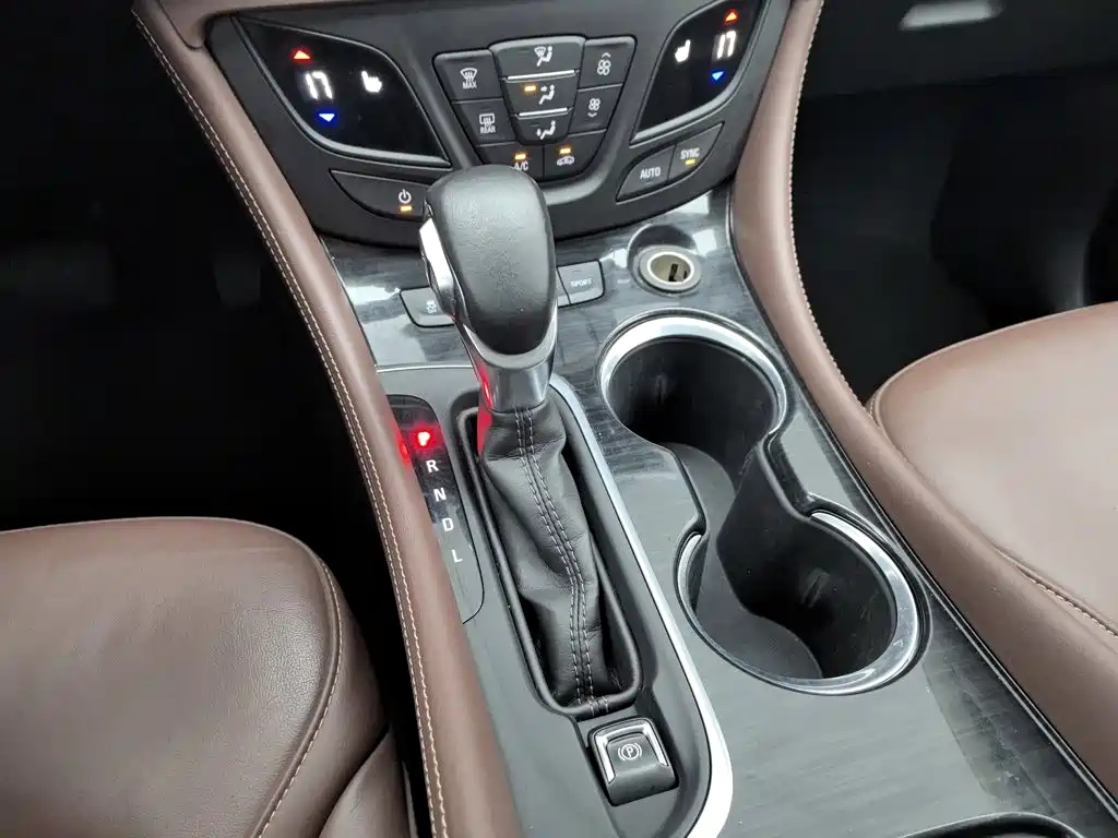 Buick Envision Plus — миниатюра 13