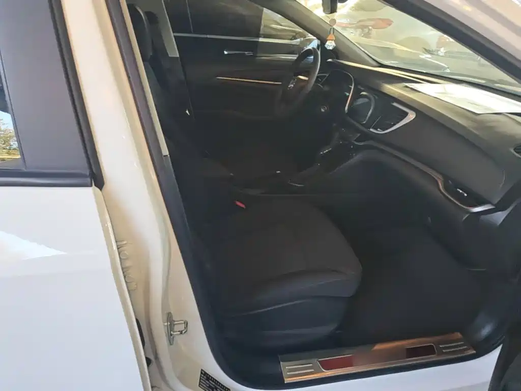 Buick Excelle — миниатюра 25