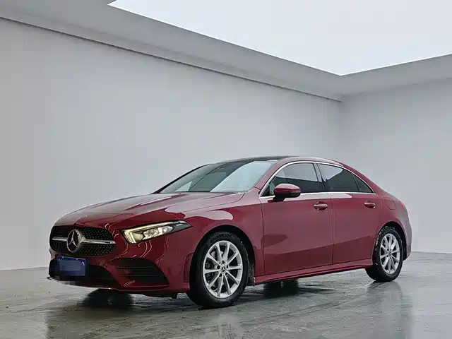 MERCEDES-BENZ A CLASS