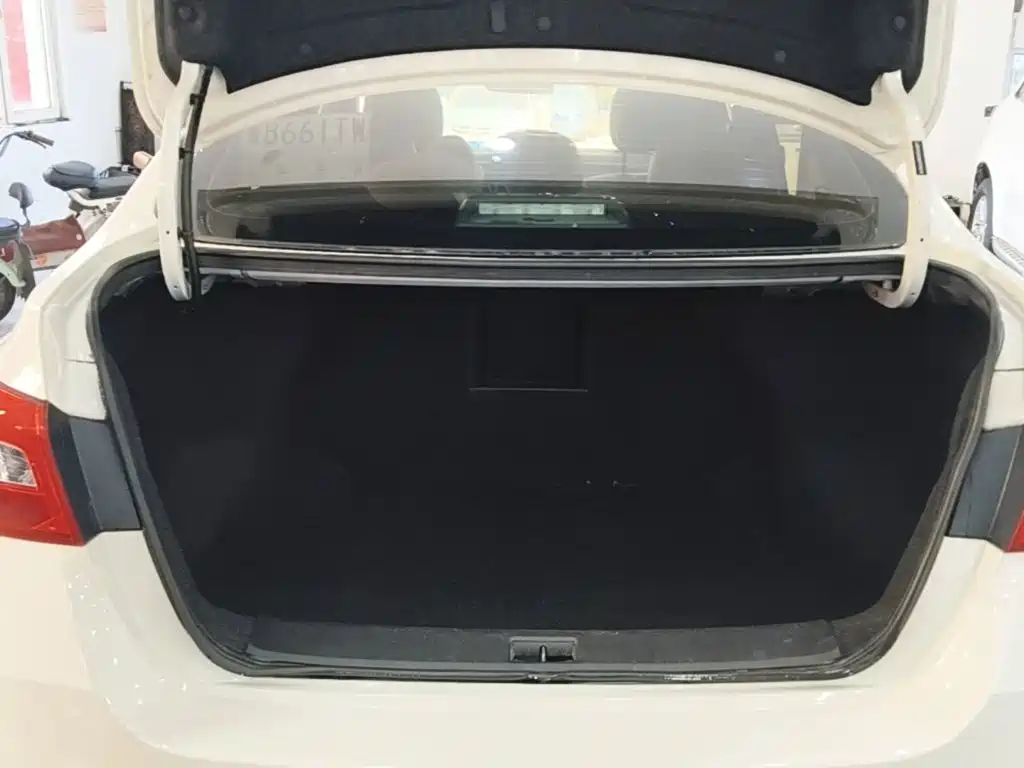 Nissan Sylphy — миниатюра 19