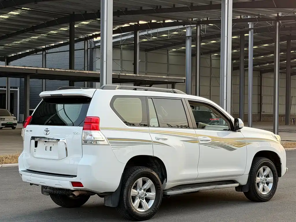 Toyota Prado — миниатюра 10