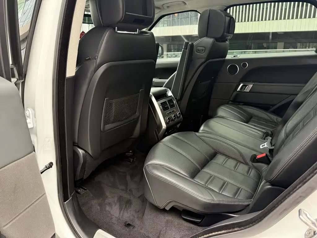 Land Rover Sport — миниатюра 6