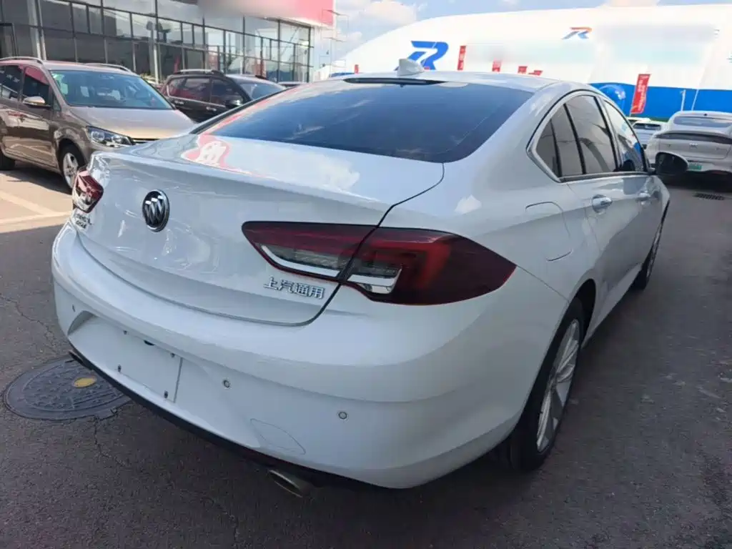 Buick Regal — миниатюра 7