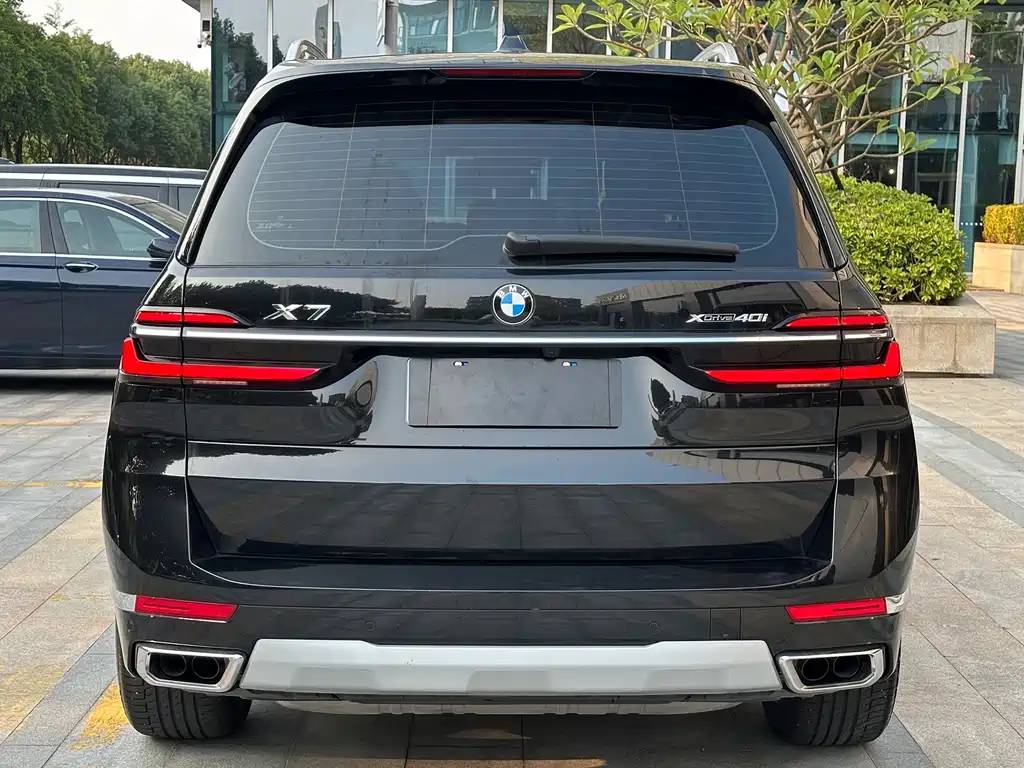 BMW X7 — миниатюра 12