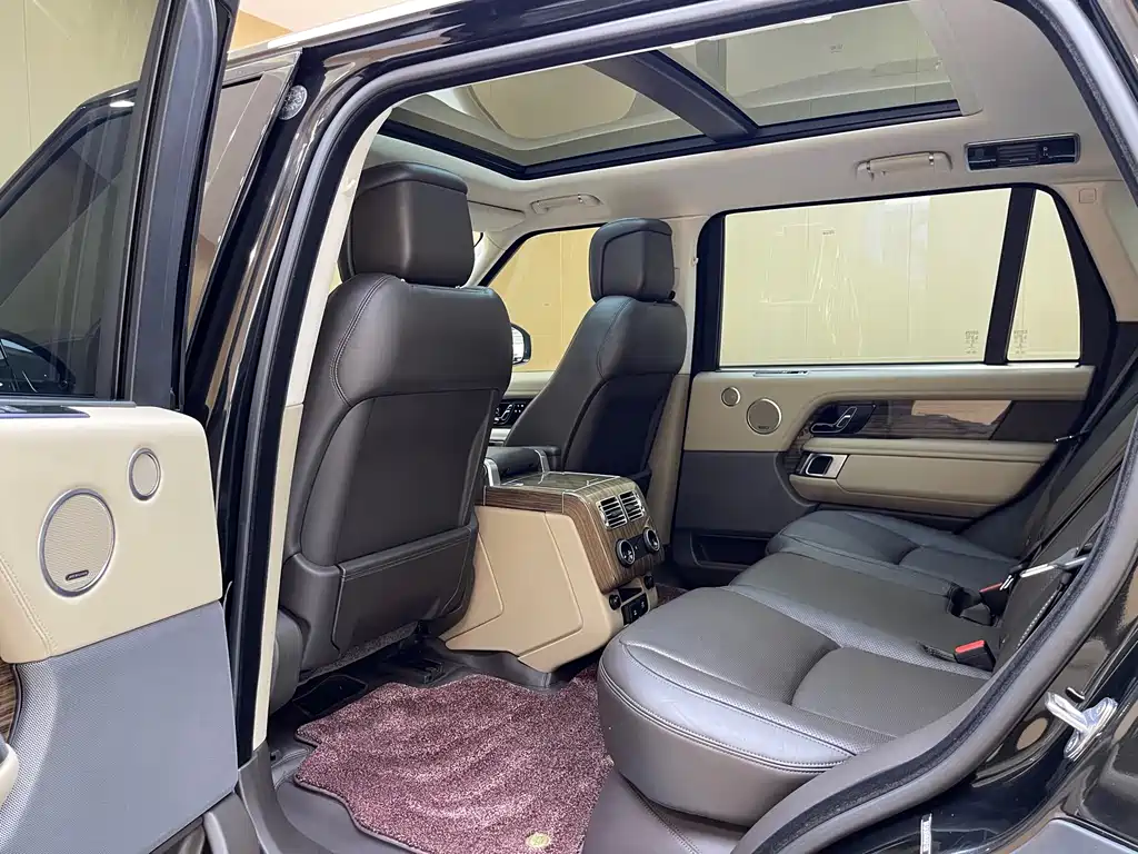 Land Rover Range Rover — миниатюра 13