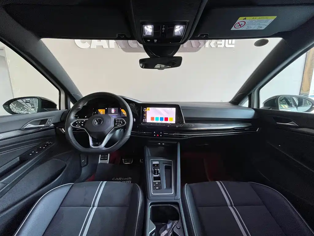 Volkswagen Golf — миниатюра 30
