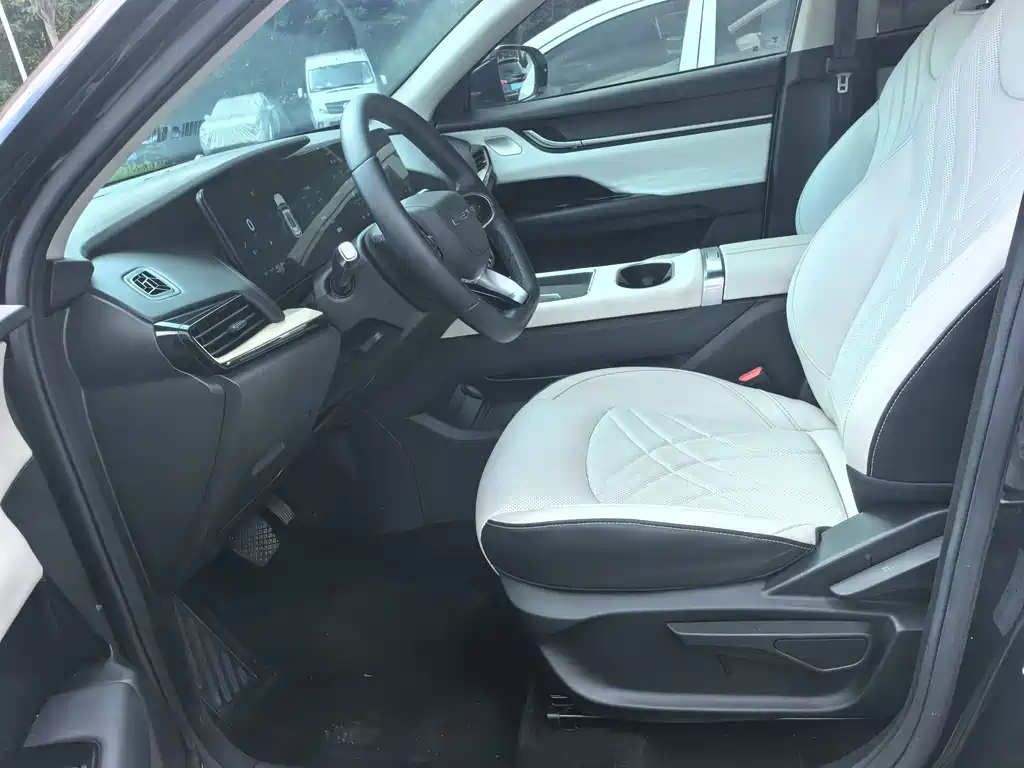 Chery New Energy Shuxiangjia — миниатюра 11