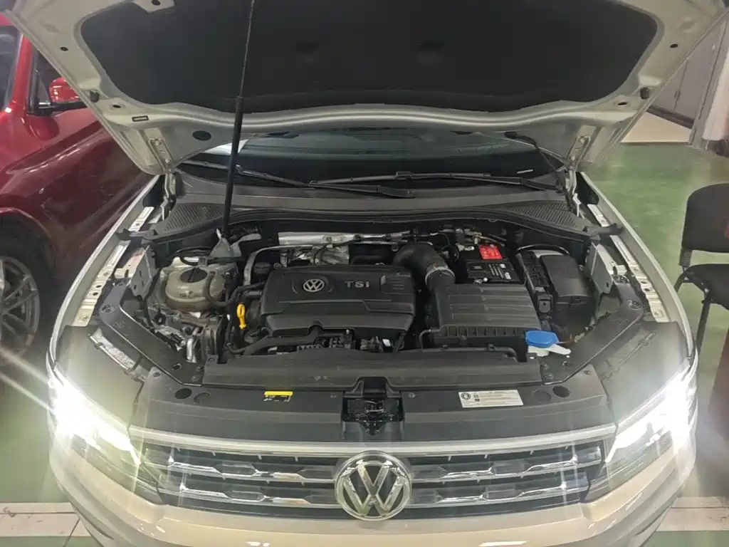 Volkswagen Tiguan L — миниатюра 20