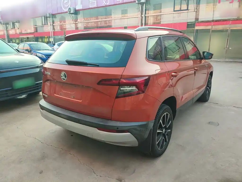 Skoda Karoq — миниатюра 7