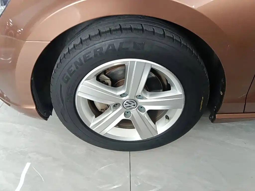 Volkswagen Lamando — миниатюра 23