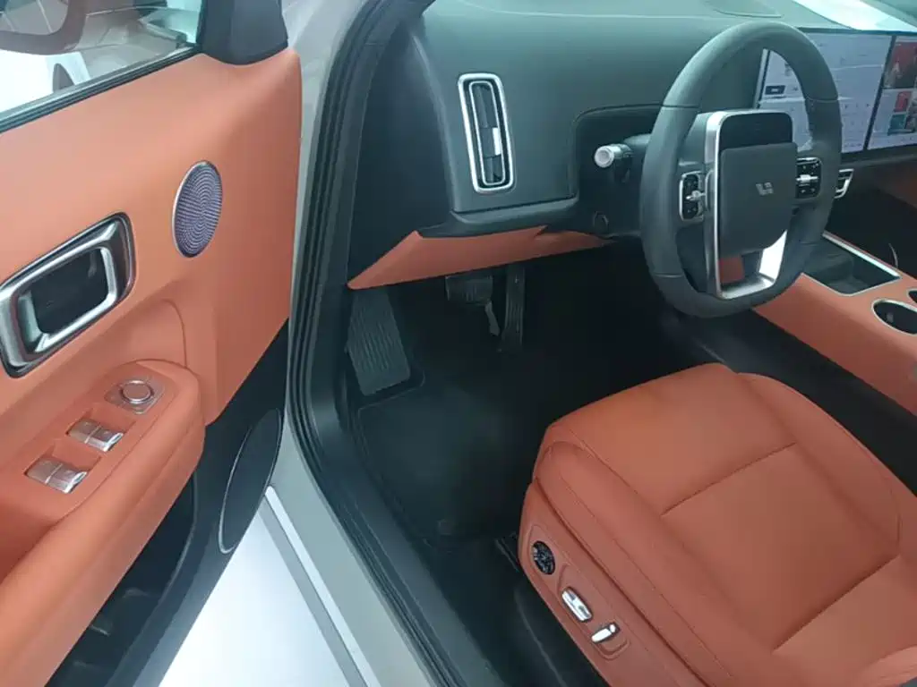 Li Auto Li L6 — миниатюра 16