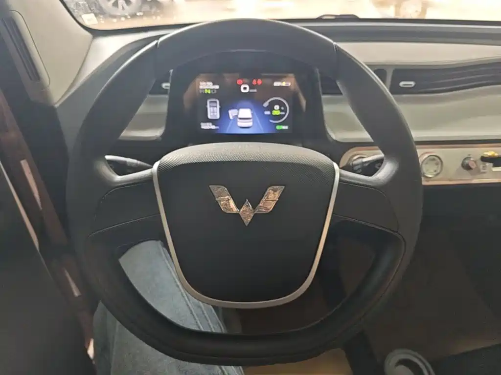 Wuling MINIEV — миниатюра 11