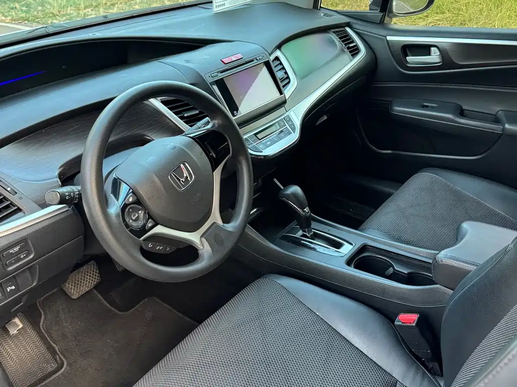 Honda Jade — миниатюра 13
